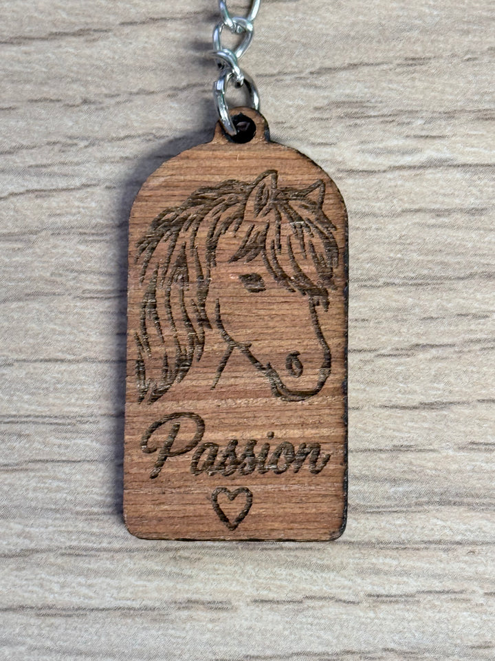 Porte-clés en bois gravé Passion Cheval
