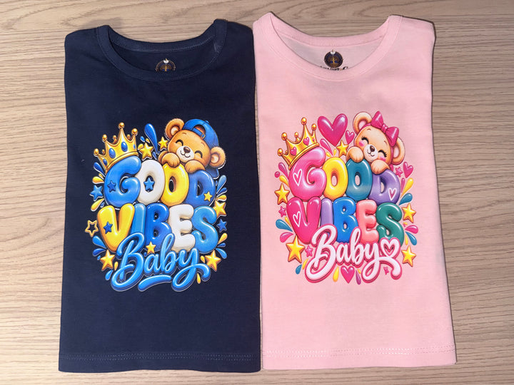 T-shirts Good Vibes Baby bleu navy motif garçon et rose motif fille — photo des créations