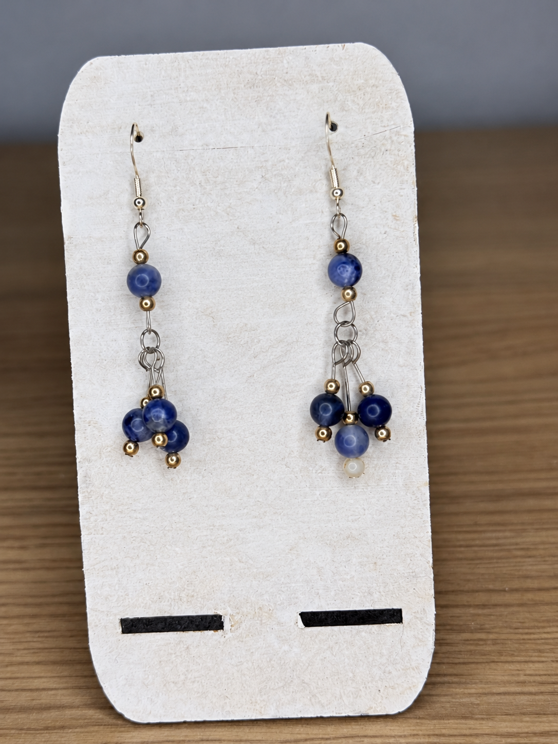 Boucles d’oreilles Les Joyaux d’Yggdrasil – Sodalite